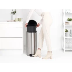 Brabantia Newicon Pedaalemmer 30 L Mat Staal 12 Brabantia Newicon Pedaalemmer 30 L Mat Staal -Aanbiedingen Keuken Slim Winkel 102 1822 5 1
