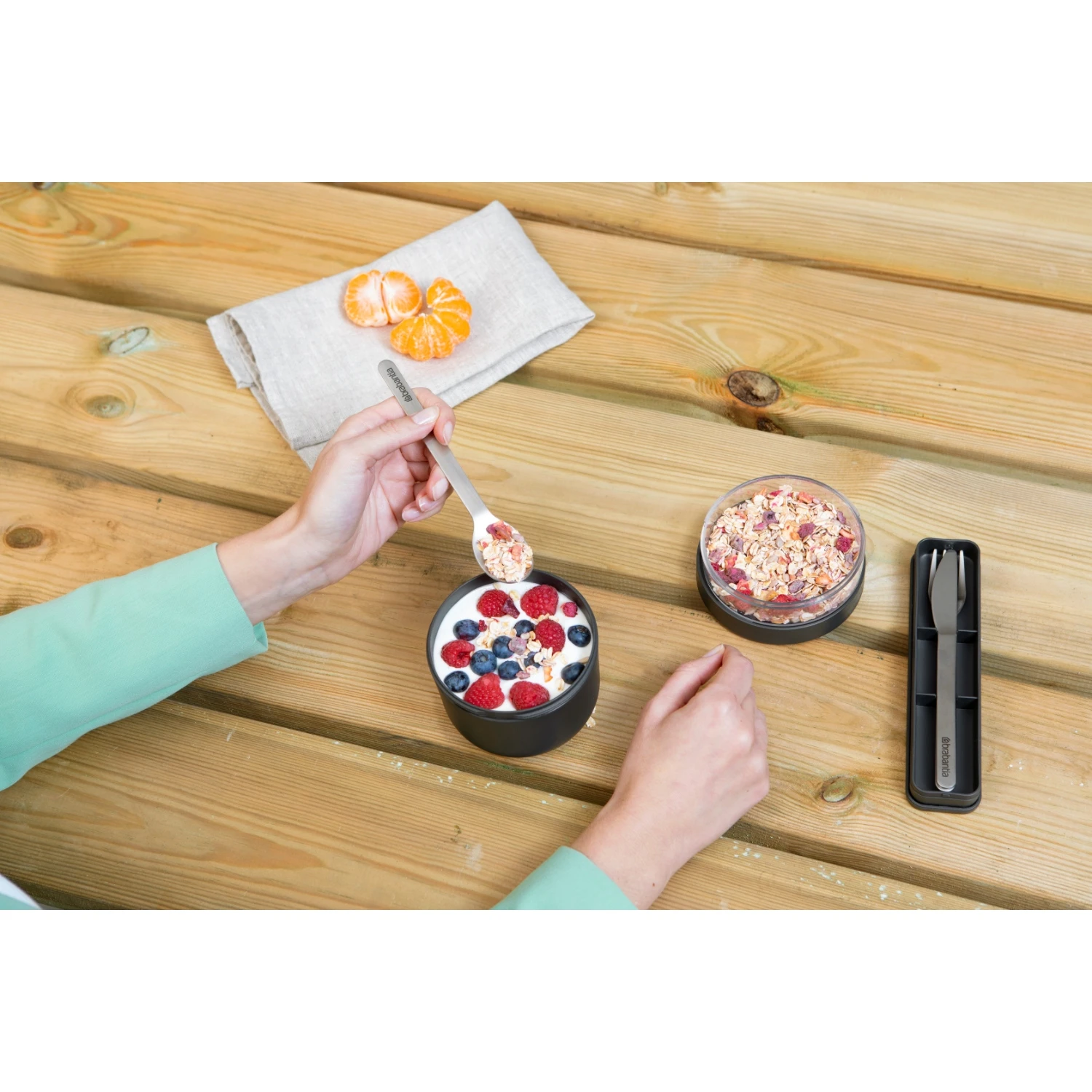 Brabantia Make En Take Yoghurtbeker 0,5 Liter Donkergrijs 8 Brabantia Make En Take Yoghurtbeker 0,5 Liter Donkergrijs - Afbeelding 6